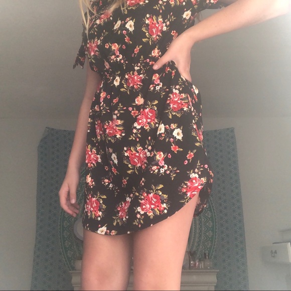 flower sun dress:) - Picture 3 of 4